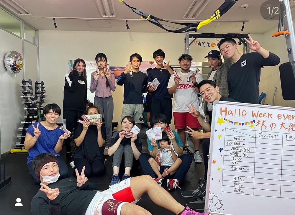 2022年10月22日　千葉県の稲毛海岸店で毎年恒例のハロウィンボクササイズを開催。普段のセッションとは違うメニューを会員の皆さんと楽しみました。