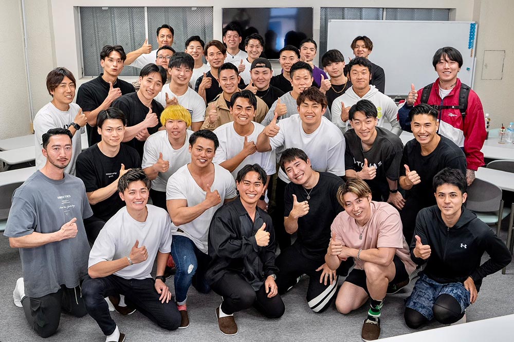 2023年5月10日　GOODLIFE GYMの全トレーナーが参加して全体ミーティングを開催しました。